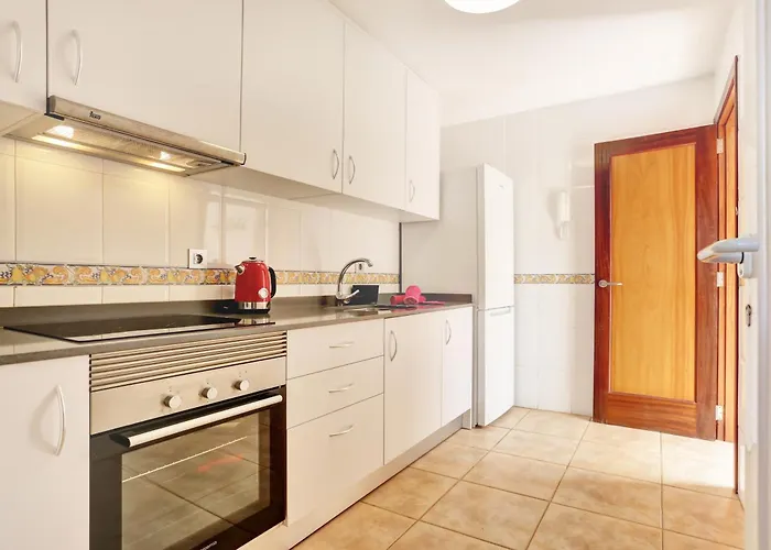 Georgina * 科斯塔卡莱塔